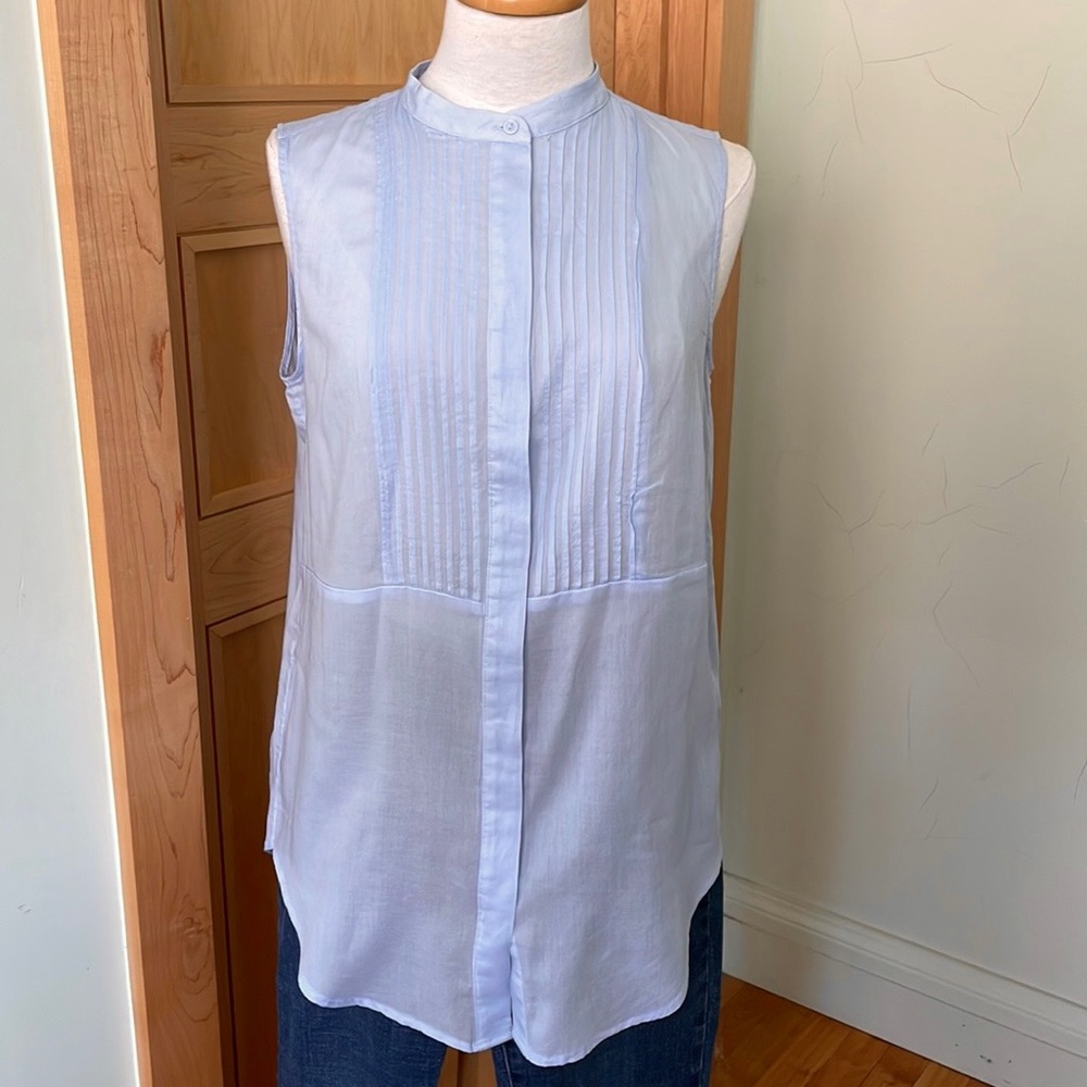 NWOT  H&M Baby Blue Sleeveless Button Down Cotton Tunic, Size 8